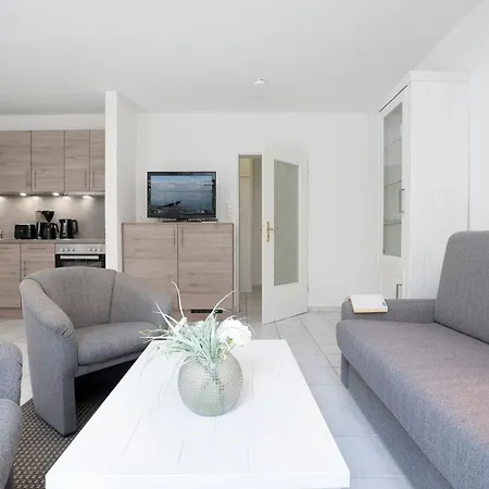Haus Am Kurpark 6 Apartment *